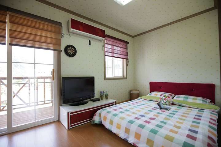 Room 8 of 63