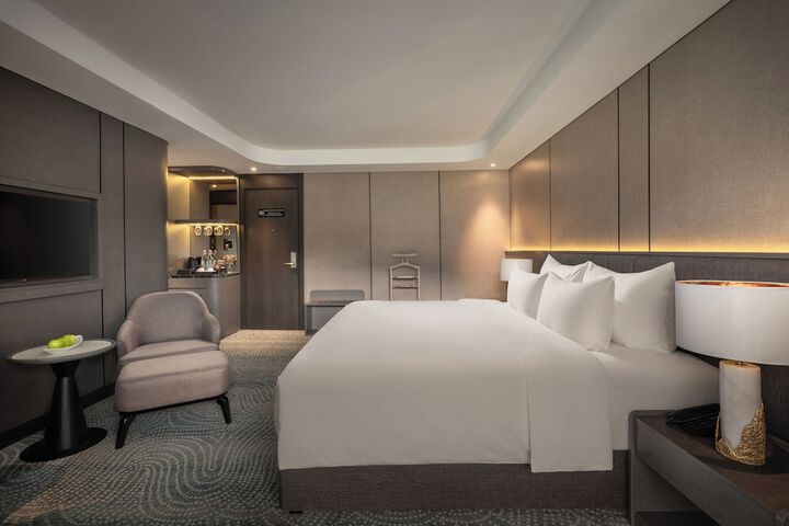 Room 10 of 78