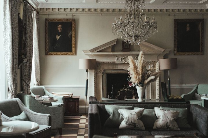 Guest Lobby