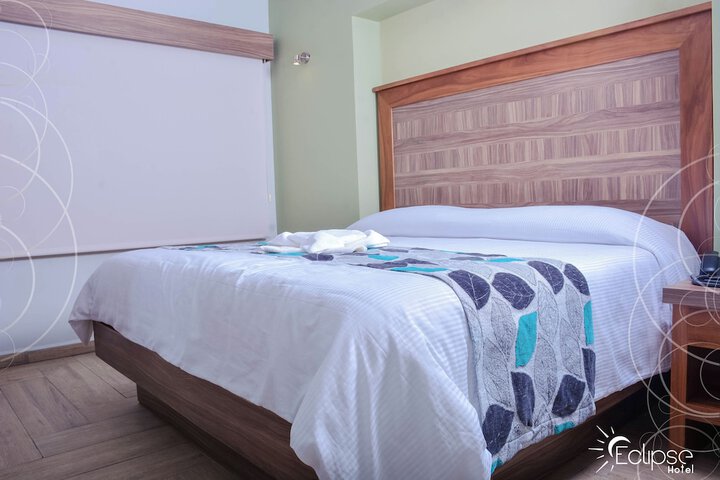 Room 2 of 5