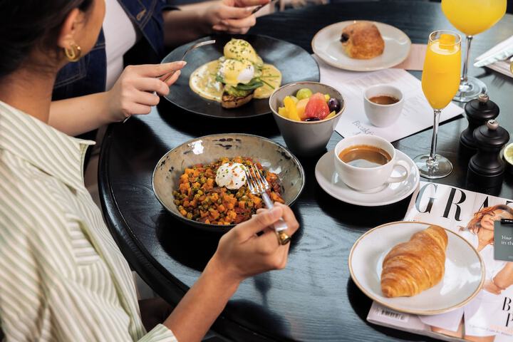 Breakfast/Coffee Service 57 of 70