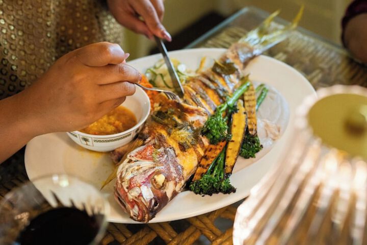 Dining 48 of 65