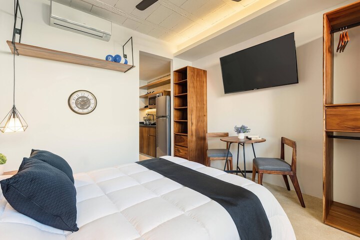 Room 10 of 23
