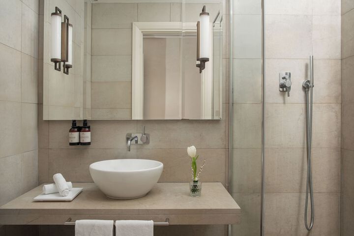 Clean Restrooms