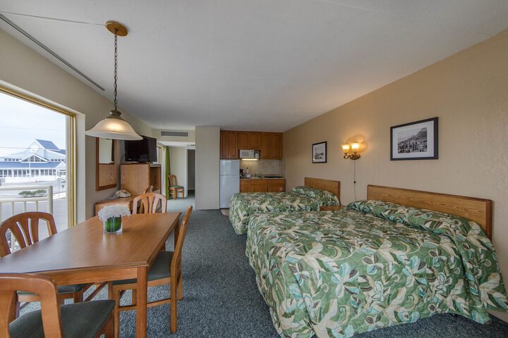 Room 90 of 216