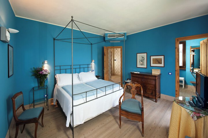 Room 20 of 75