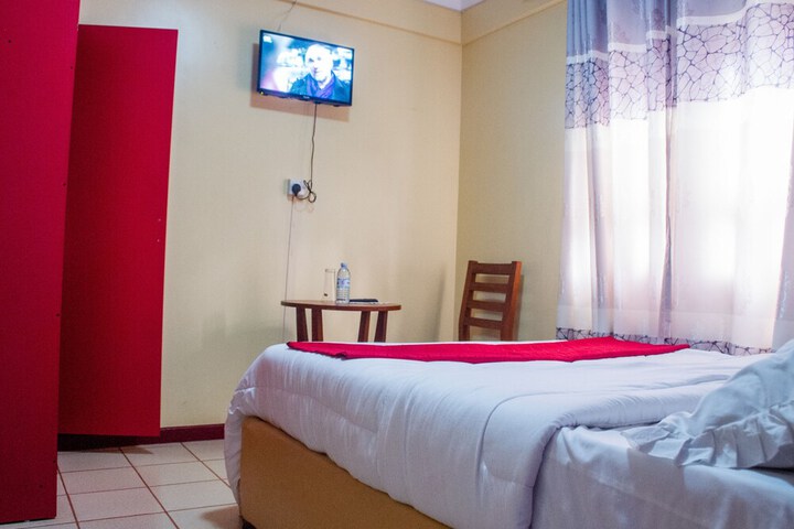 Room 17 of 25