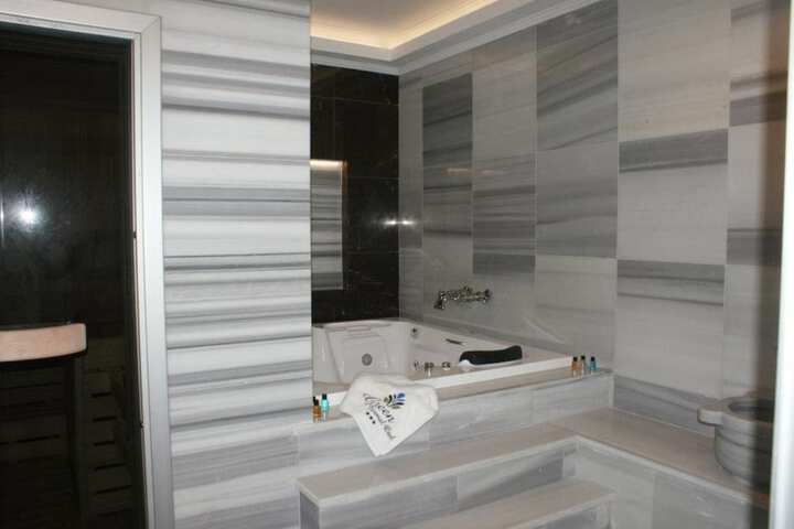 Room 31 of 50