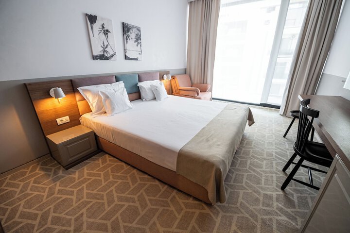 Room 28 of 51