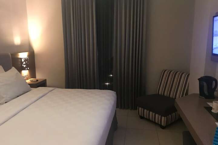 Room 17 of 36