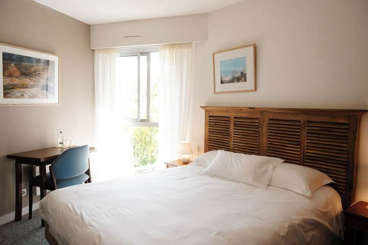Room 16 of 31
