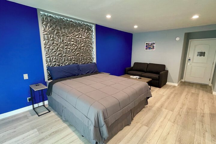 Room 18 of 89