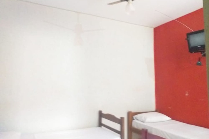 Room 12 of 23