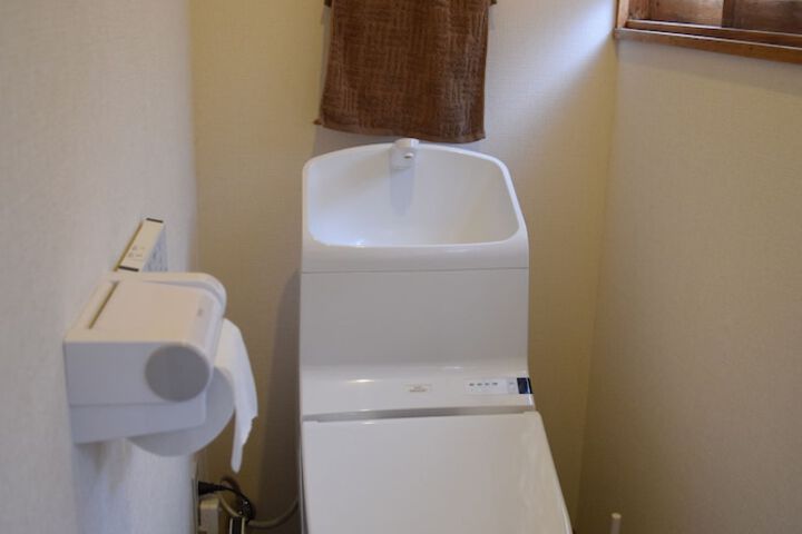 Clean Restrooms