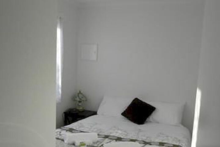 Room 7 of 15
