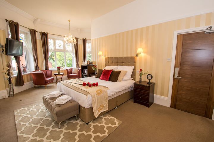 Room 14 of 74