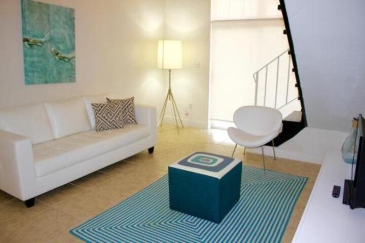 Ocean Vacation Homes in Miami, FL