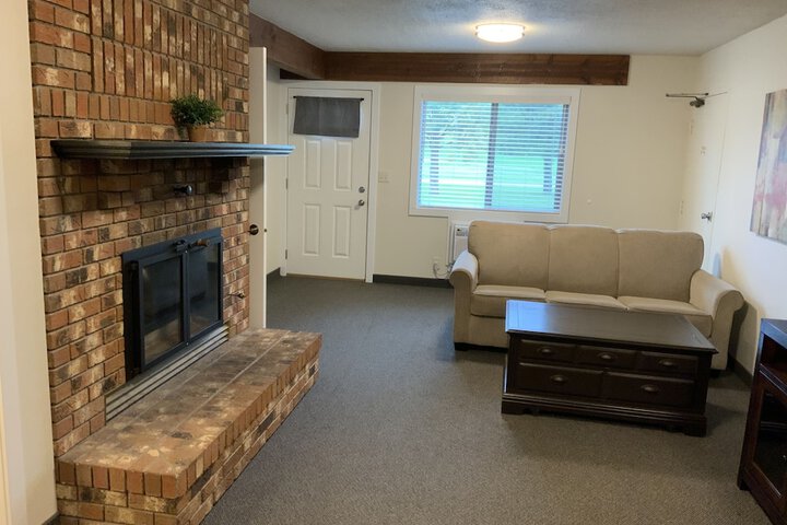 Room 145 of 259