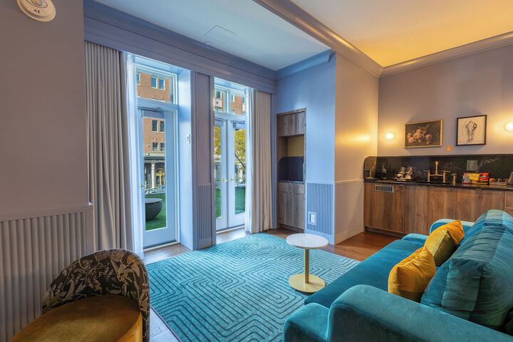 Room 43 of 57