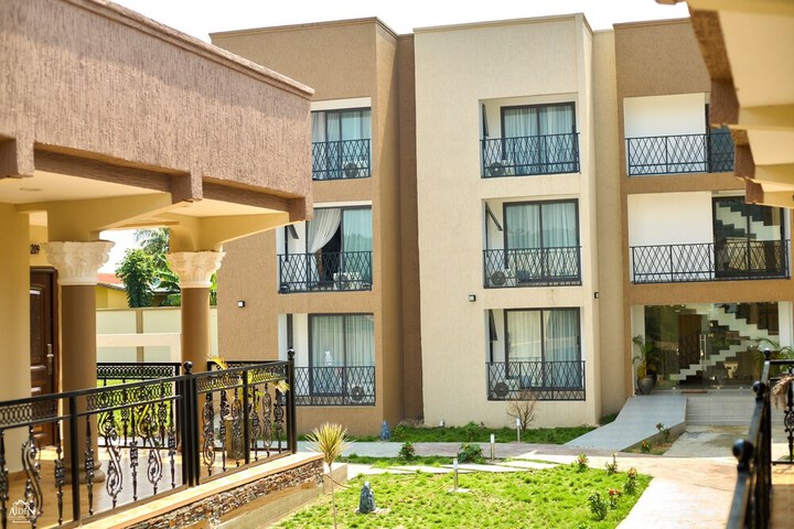 Hotel 140 of 144