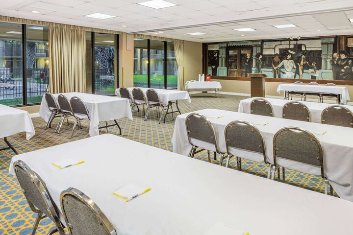 Meeting facility