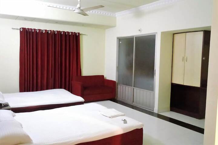 Room 16 of 24