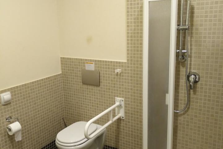 Room 24 of 57