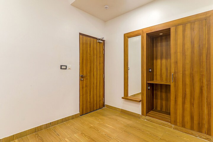 Room 23 of 40