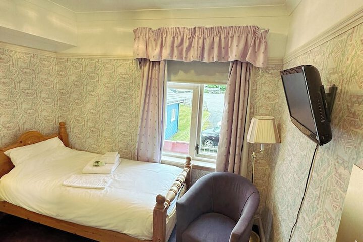 Room 21 of 57
