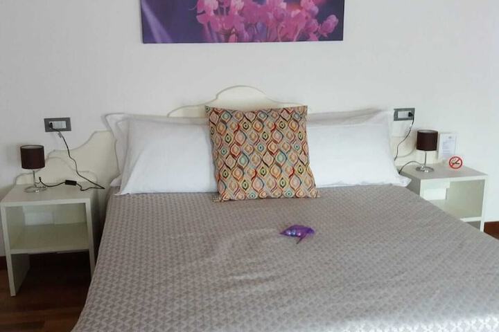 Room 29 of 63