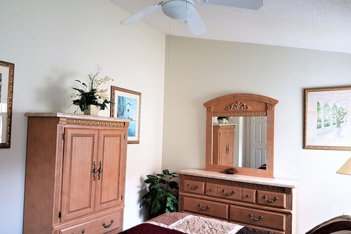 Room 3 of 20
