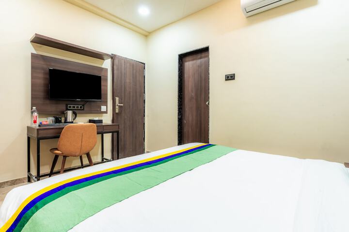 Room 32 of 56