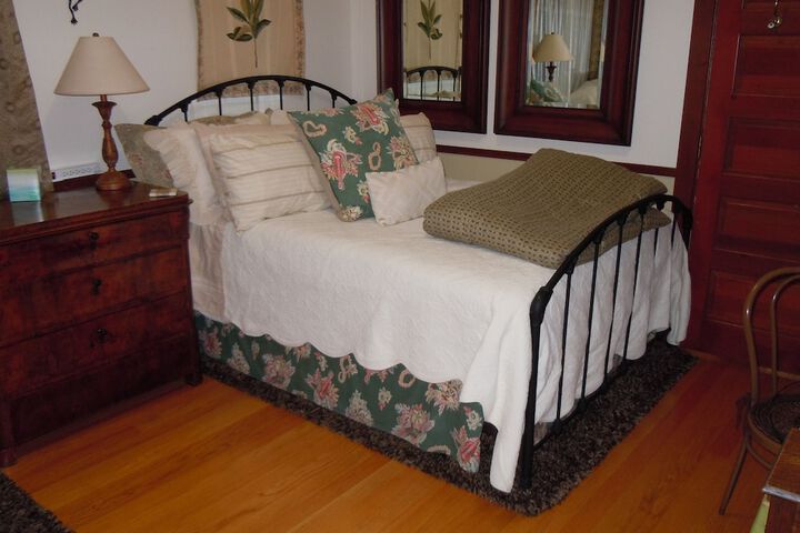 Room 6 of 21