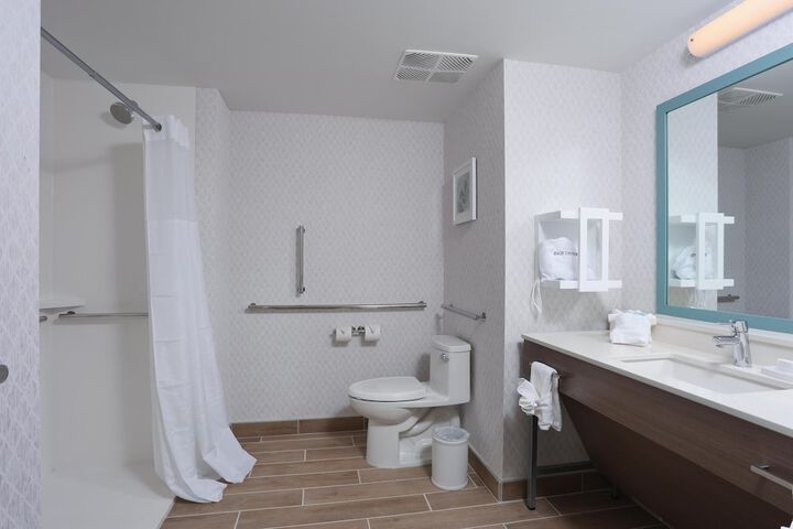 Bathroom shower