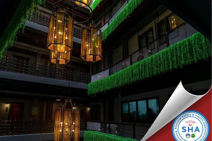Hotel 53 of 55