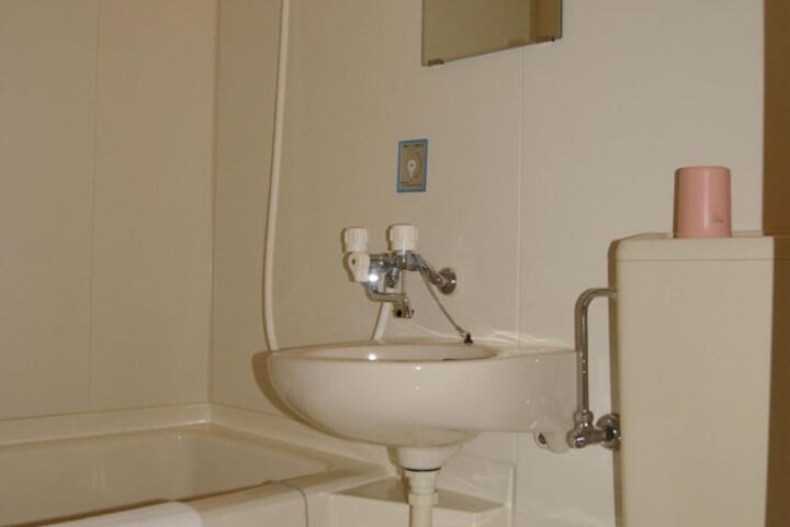 Room 16 of 47
