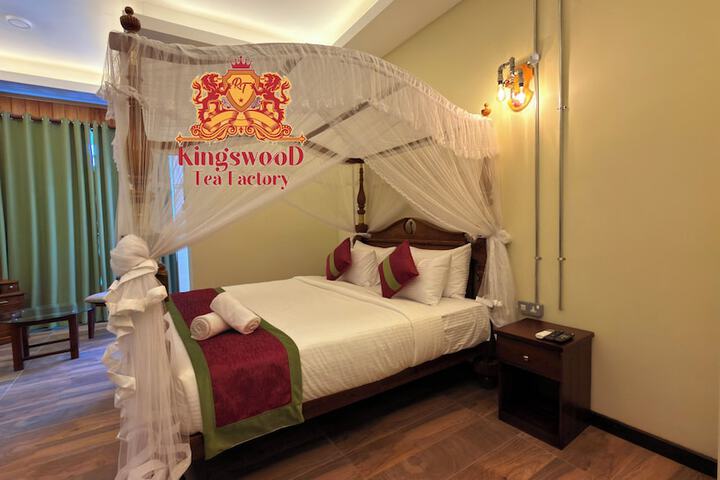 Room 4 of 23