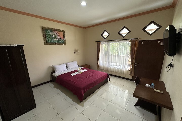 Room 5 of 24