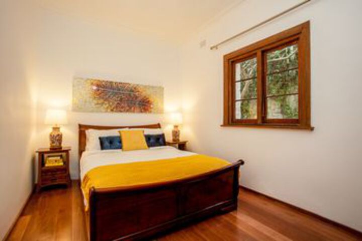 Room 9 of 21