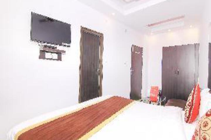 Room 20 of 20