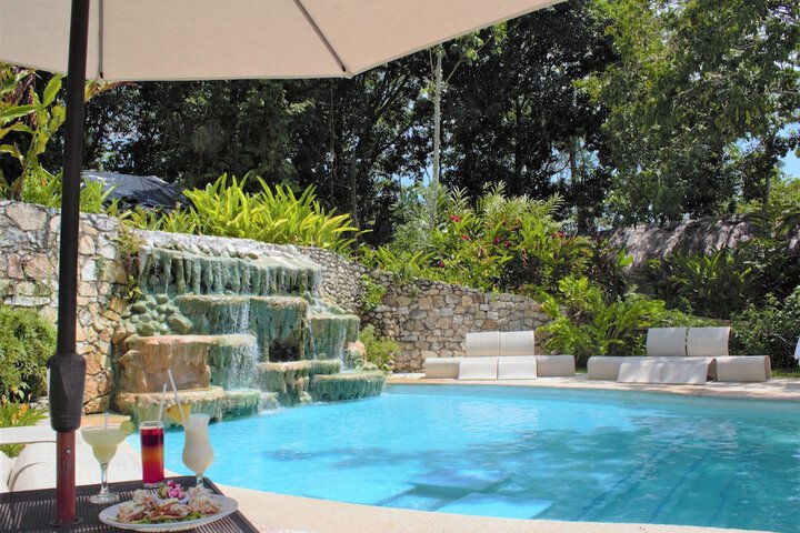 Pool 53 of 97
