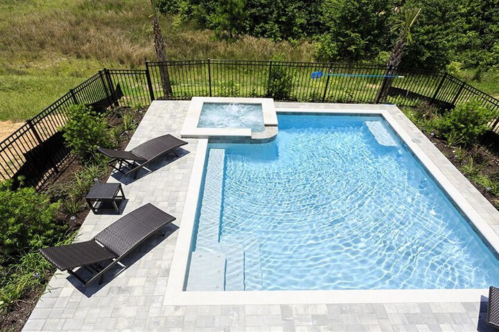 Sundeck 36 of 37