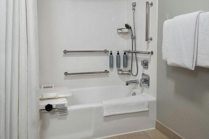 Photo 44