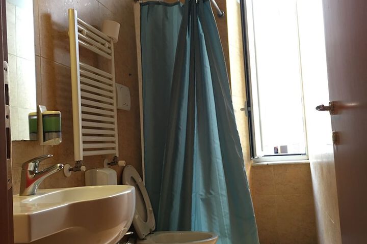 Room 36 of 49