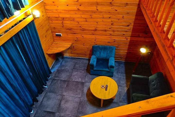 Room 8 of 49