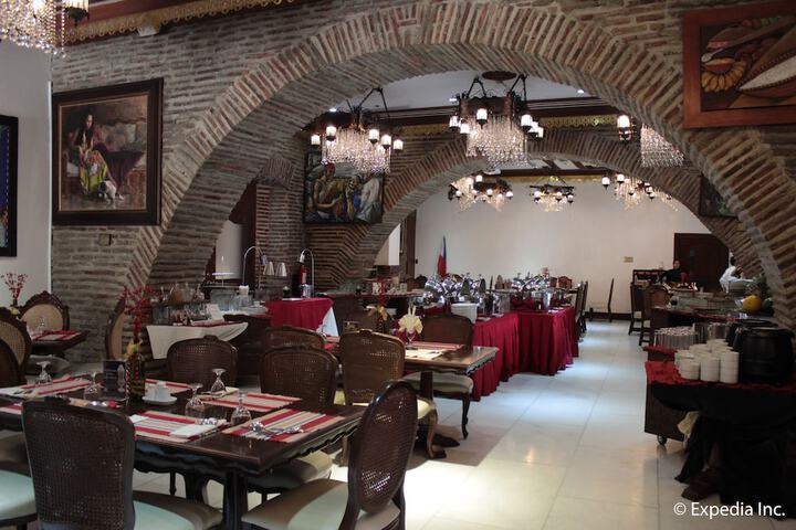 Dining 97 of 131