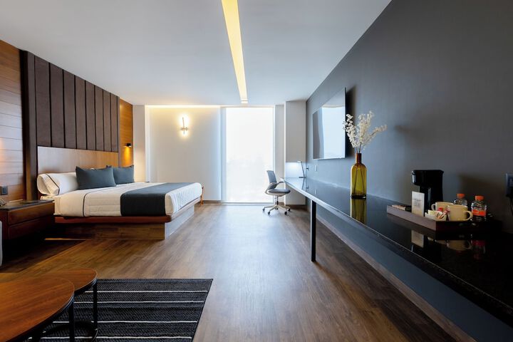 Room 18 of 50