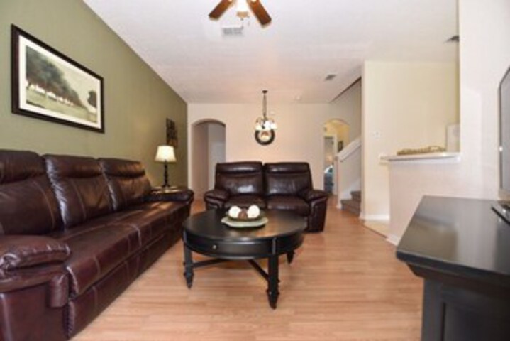 Room 14 of 28