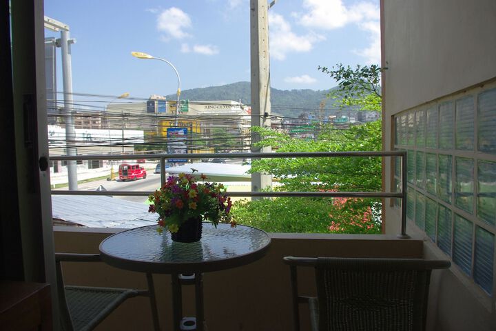 Terrace/Patio 8 of 32