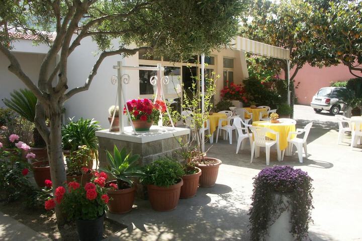 Terrace/Patio 15 of 62